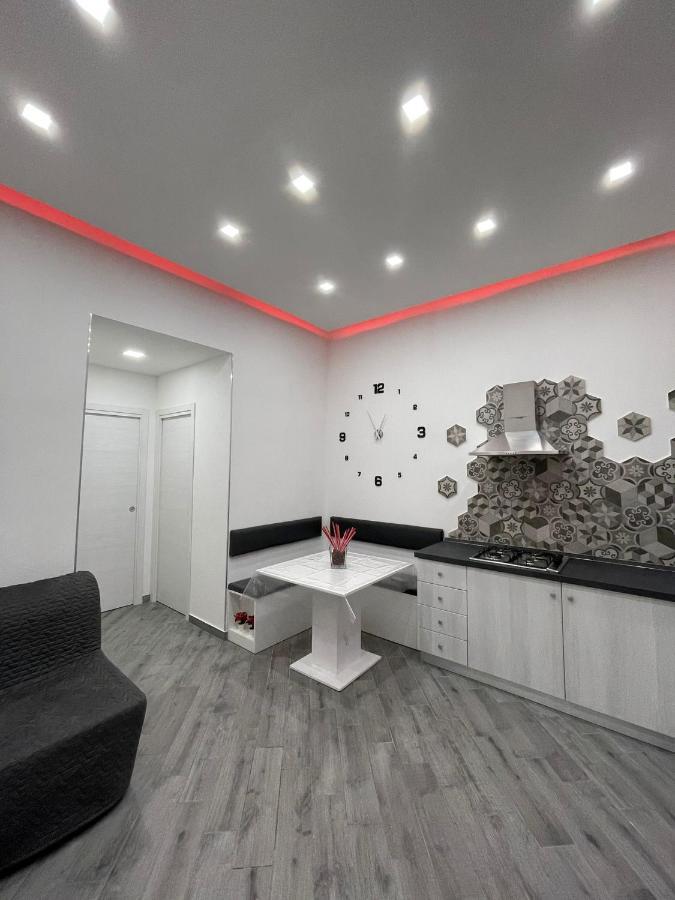 Isabel Home Неаполь Экстерьер фото